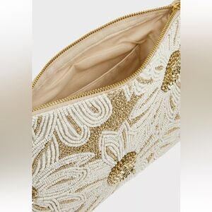Daisy Sequined embellished clutch
